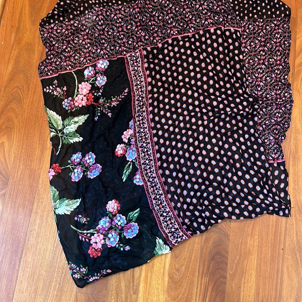 NWT Vera Bradley soft fringe scarf - black and pink flowers